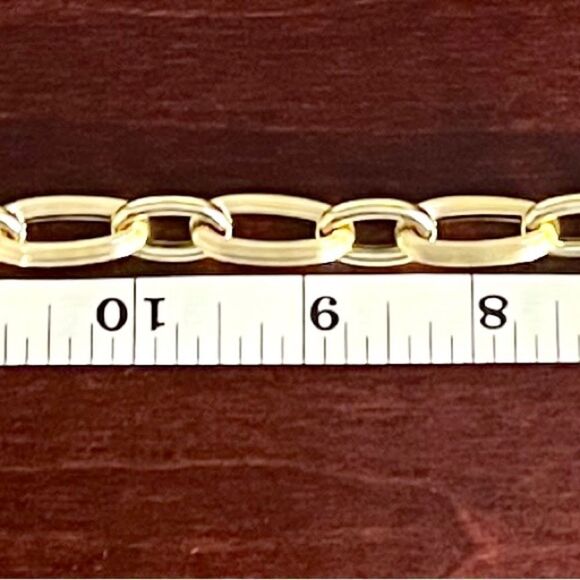 14K Gold Bold and Chunky Oval Link Necklace by Leslie’s Jewelry - Picture 14 of 15